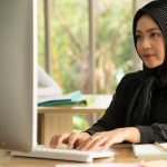 arabic businesswoman wearing hijab Work in the office